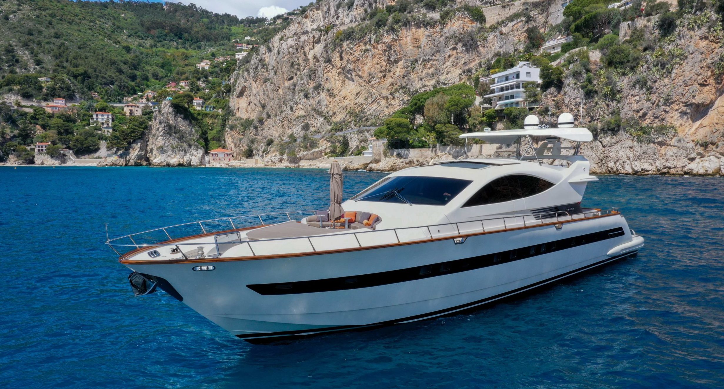 ELEGANCE OF CANNES値下げ！ - YACHTZOO｜公式サイト